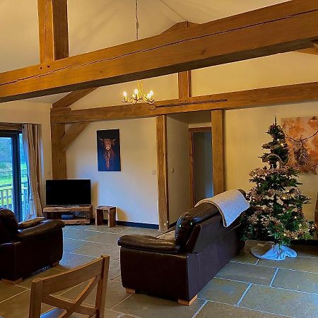 Trelaske Mill Cider Barn-With Hot Tub, Fire Pit Bbq Lewannick Buitenkant foto
